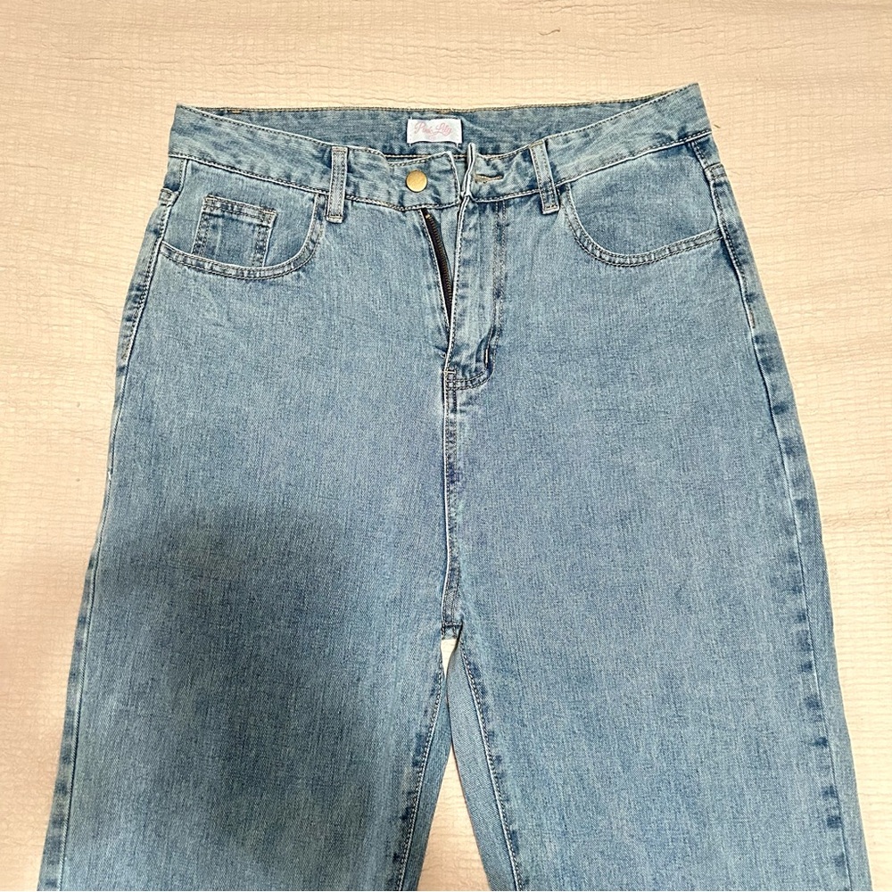 Women’s Pink Lily NWOT trendy straight loose medium wash jeans, size 31